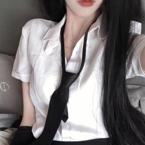 怪异少女神隐